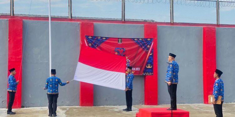 HUT Korpri Ke 52 Tahun 2023, Lapas Kelas IIA Pamekasan Gelas Upacara Bendera