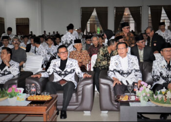 Resepsi Peringatan HGN dan HUT PGRI ke-78, Bupati Herdiat : Bangga Atas Kinerja Tenaga Pendidik