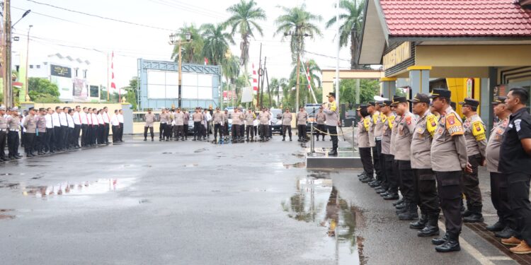 Apel Jam Pimpinan Kapolres Kotim Berikan Beberapa Penekanan