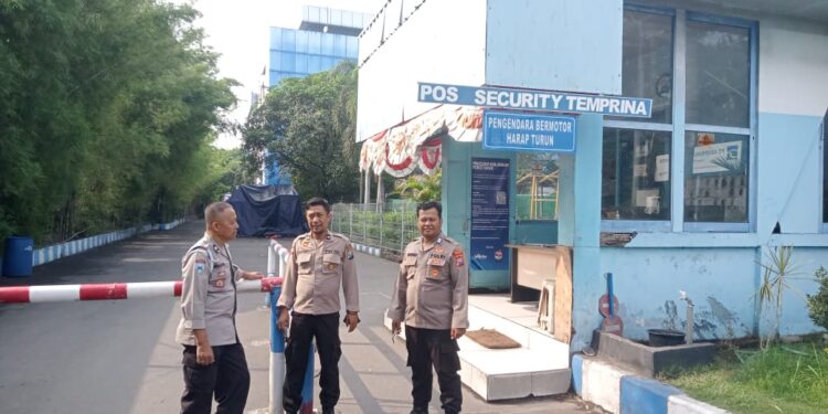 Pengamanan gudang logistik KPU terus dilakukan termasuk perusahaan pembuat surat suara