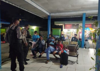 Berikan Rasa Aman Masyarakat, Satsamapta Polres Kotim Sambangi Terminal Patih Rumbih