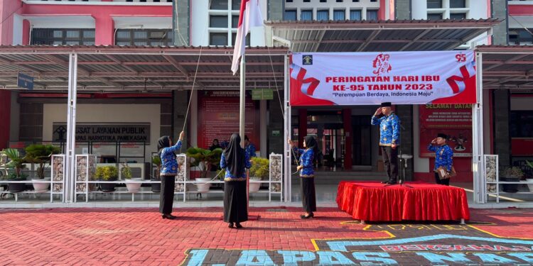 Lapsustik Pamekasan Gelar Upacara Peringati Hari Ibu ke 95 Tahun