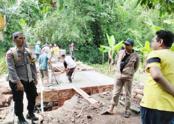 Cipta Kondisi OMB, Polsek Cijeungjing Polres Ciamis Kunjungan Silaturahmi kepada Warga Desa Kertaharja