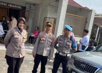 Antisipasi Aksi Kejahatan, Polsek Ciamis Polres Ciamis Giat PAM Kebaktian di Gereja Pantekosta Ciamis