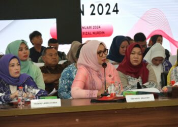 Tingkatkan UMKM Tapsel Agar Lebih Baik, Rosalina Ikuti Rakerda Dekranasda Sumut 2024