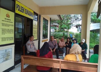 Jalin Silaturahmi, Polsek Sukadana Polres Ciamis Gelar Jumat Curhat Bersama Warga Desa Sukaharj