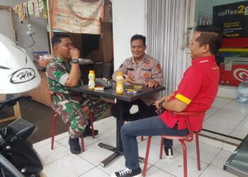Ops Mantap Brata, Polsek Cimaragas Patroli Dialogis ke Warga Cidolog