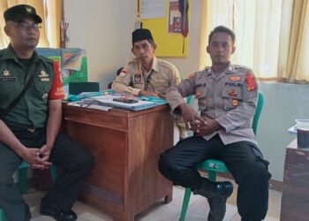 Polsek Rajadesa Polres Ciamis Ngobrol Bareng Petugas PPS Tanjungsari Soal Kamtibmas