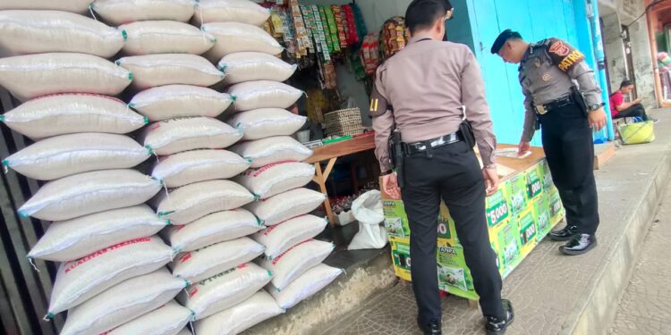 Sat Samapta Polres Ciamis Giat Pemantauan Harga dan Ketersediaan Bahan Pokok di Pasar Ciamis