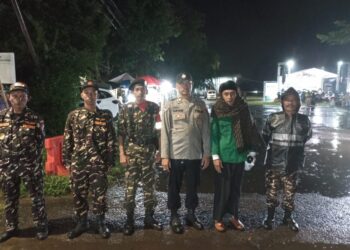 Berikan Rasa Aman, Polsek Kawali Polres Ciamis Intensifkan Patroli Dialogis di Malam Hari