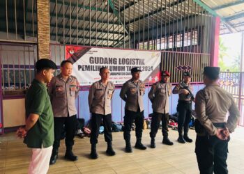 Jelang Pemilu 2024, Polres Ciamis Giat Pengamanan Penjagaan Gudang Logistik KPU Kabupaten Ciamis di Desa Cisadap