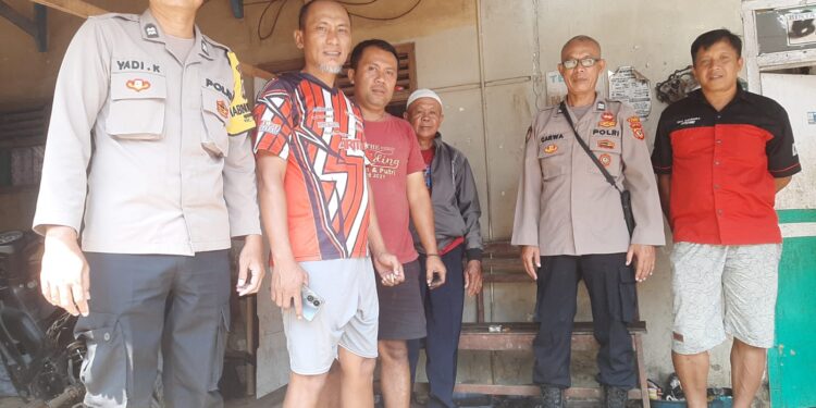 Antisipasi Gangguan Kamtibmas, Polsek Sukadana Kunjungan Silaturahmi kepada Warga Desa Margajaya