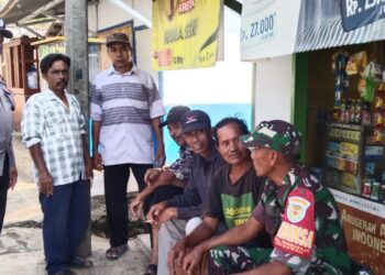 Jelang Pemilu 2024, Polsek Kawali Polres Ciamis Kunjungan Silaturahmi kepada Warga Desa Winduraja Dalam Rangka Cipta Kondisi OMB 2023/2024