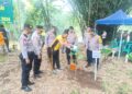 Polsek Lembursitu Laksanakan Monitoring Kegiatan  Karya Bhakti Penghijauan (Tanam Pohon) Dan Pembersihan Sungai  Cimandiri