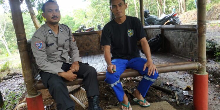 Polsek Cimaragas Polres Ciamis Kunjungan Silaturahmi kepada Warga Gandapura Desa Janggala