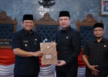 DPRD dan Pemkot Sukabumi Tanda Tangani Nota Kesepakatan Rancangan Awal RPJPD Kota Sukabumi 2025-2045