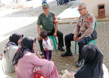 Beri Rasa Aman, Polsek Sukadana Polres Ciamis Kunjungan Silaturahmi kepada Warga Desa Sukadana