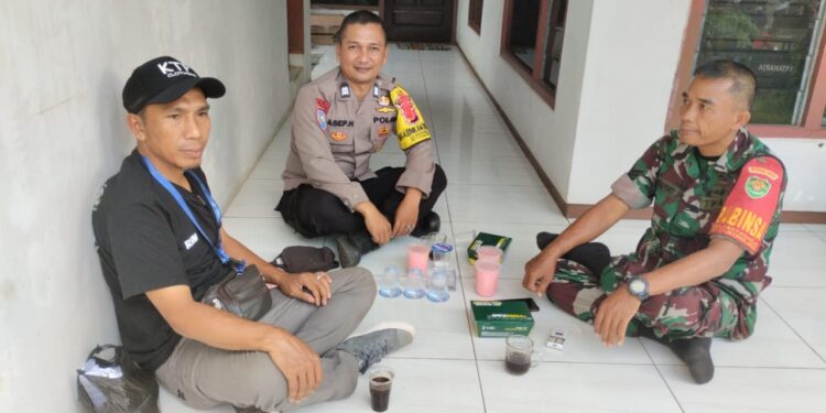 Cipta Kondisi Ops Mantap Brata 2024, Polsek Cijeungjing Polres Ciamis Kunjungan Silaturahmi kepada Warga Desa Kertaharja