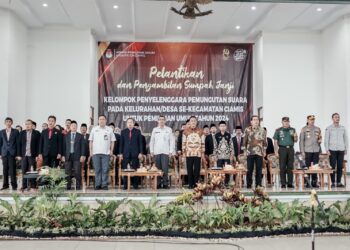 Ribuan Anggota KPPS Ciamis Dilantik, Bupati Katakan Keberhasilan Pemilu Bergantung pada Kinerja KPPS