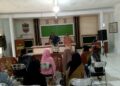 Polsek Ciamis Polres Ciamis Awasi Distribusi Bapanas Beras 10 Kg ke Warga Saguling Baregbeg