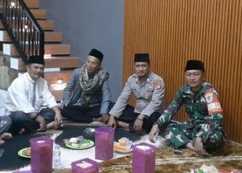 Polsek Panjalu Polres Ciamis Hadiri Undangan Peringatan Isra Mi’raj Nabi Muhammad Saw di Desa Cibeureum