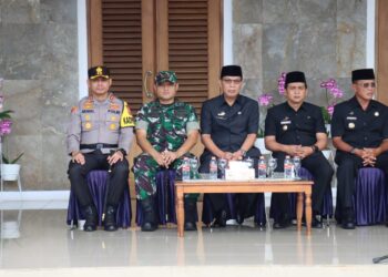 Kapolres Ciamis Hadiri Pelantikan dan pengambilan sumpah jabatan Kepala Sekolah
