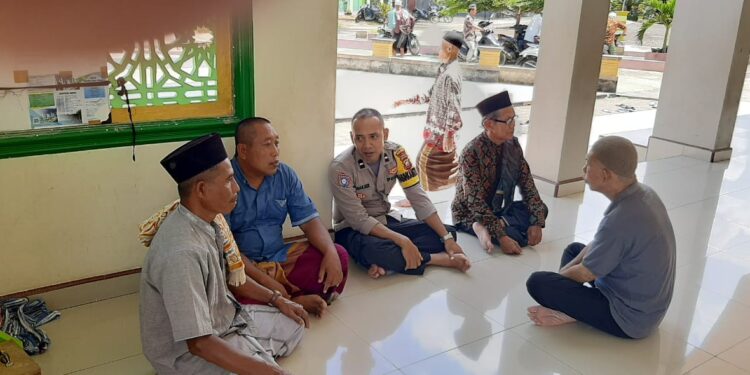 Jumat Curhat, Polsek Banjarsari Polres Ciamis Buka Ruang Aduan Warga Sindangsari