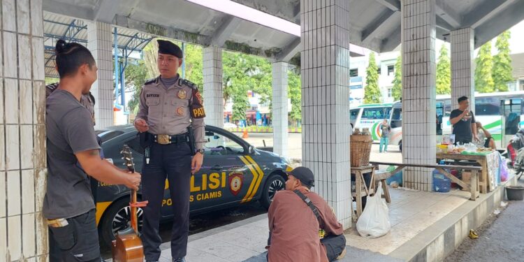 Antisipasi Kejahatan, Sat Samapta Polres Ciamis Giat Pemantauan dengan Sasaran Premanisme di Terminal Ciamis