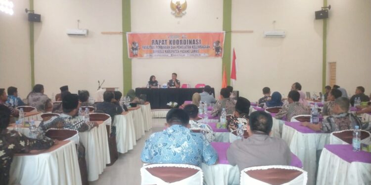 Bawaslu Padang Lawas Gelar Rakor Fasilitas dan Pembinaan Pengawasan Pemilu 2024