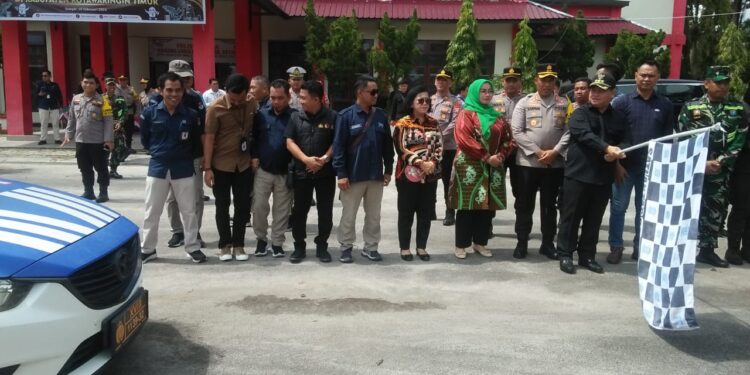 Logistik Pemilu Tahun 2024 Resmi Diberangkatkan Dari Lapangan Futsal Indoor Stadion 29 November Sampit