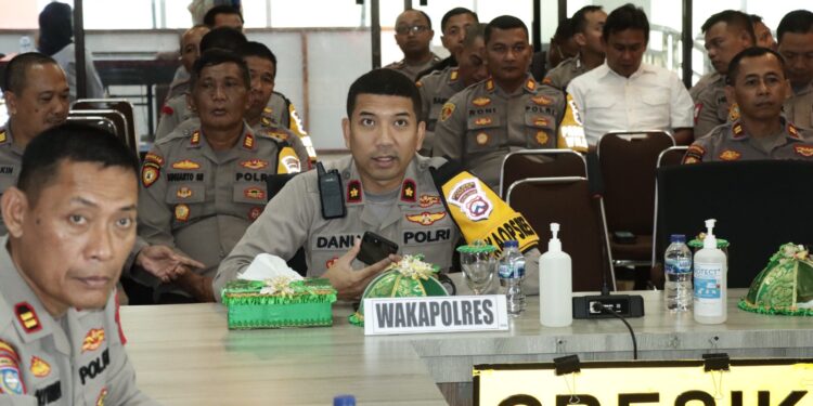Divkum Polri Beri Penyuluhan Hukum di Polres Gresik