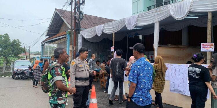 Amankan Pemungutan Suara, Ratusan Polisi di Sukabumi Siaga di TPS
