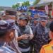 Bupati Gresik Bersama Kasal Salurkan Ribuan Bantuan Pasca Gempa Bawean