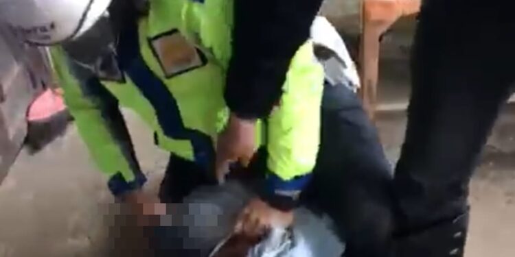 Aksi Polantas di Sukabumi, Kejar Sopir Truk Ugal-ugalan