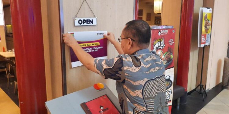 Bapenda Melakukan Penagihan Pajak ke 3 Restoran di Supermall Karawaci