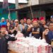Ormas BPPKB Banten PAC Cileungsi dan Srikandi Unit Rajawali Bagikan Takjil
