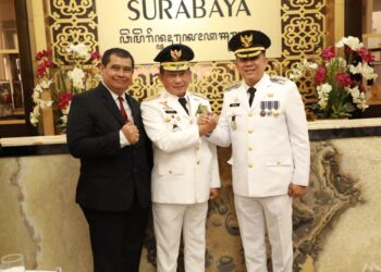 Pj Bupati Tangerang Hadiri Peringatan Hari Otoda Tingkat Nasional di Surabaya