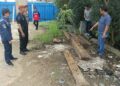 Gondol Bantalan Besi Kereta Api, 3 Warga Cisaat Sukabumi Diamankan Polisi