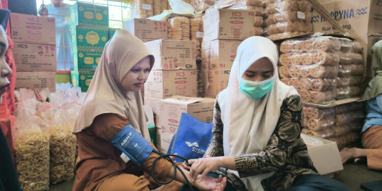 Puskesmas Cikuya Gelar Upaya Kesehatan Kerja di Kecamatan Solear