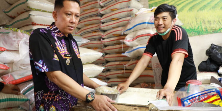 Jelang lebaran Pj Bupati Tangerang Monitoring Harga Dan Stok Kebutuhan Pokok