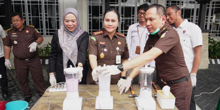Narkotika, Elektronik dan Hingga Barang Bukti Kasus Pencabulan Dimusnahkan Kejari Tanjungpinang