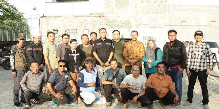“Ngopi Bareng Awak Media”, Bersama Humas Polres Gresik Dalam Rangka Halal bi Halal