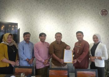 Ketua FBN kepri Serahkan Mandat Pembentukan Pengurus FBN Kota Tanjungpinang
