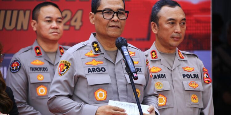 Polri Bangun Fasilitas Air Bersih hingga Perbaiki Tempat Ibadah Sambut Hari Bhayangkara ke-78