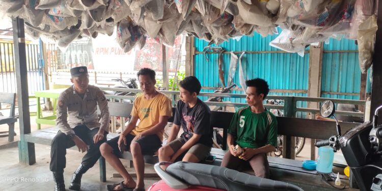 Guna Ciptakan Kamtibmas yang Kondusif, Polsek Cempaga Hulu Laksanakan Kegiatan Jum’at Curhat