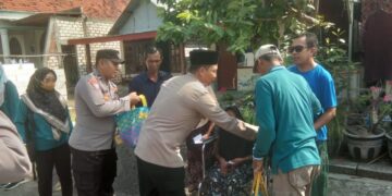 Polsek Cerme Bagikan Bantuan Sosial dan Santunan dalam Rangka HUT Bhayangkara ke-78