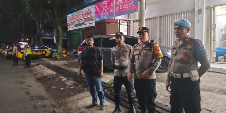 Antisiapsi Kerawanan Malam Minggu, Polsek Kebon Pedes Intensifkan Patroli KRYD