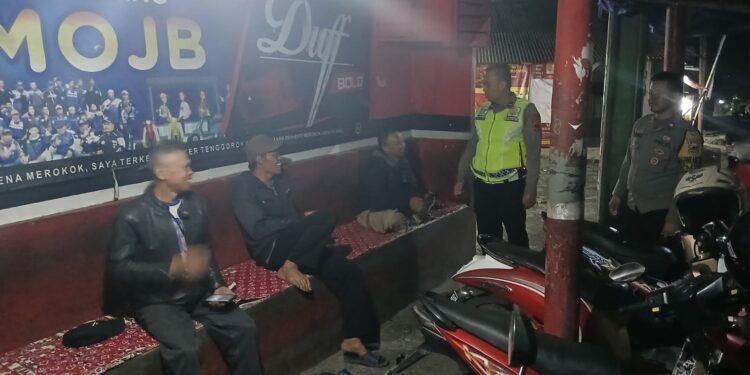 Polsek Sukalarang Tingkatkan Patroli dan Strong Point Malam Antisipasi Gangguan Kamtibmas