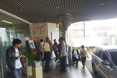Patroli Polsek Cikole Laksanakan Giat Dialogis Dengan Satpam
