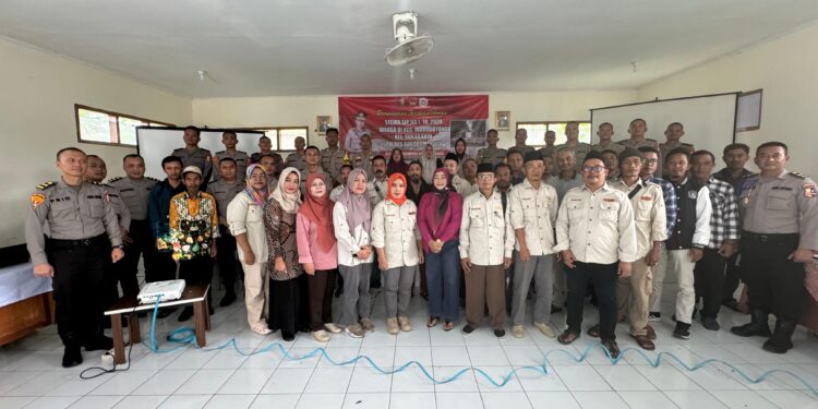 Bhabinkamtibmas Polsek Warudoyong Dampingi Siswa SIP 53 Dalam Rangka Penyuluhan Harkamtibmas